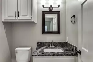 2103 Bay Club Dr, Arlington, TX 76013 - Photo 26