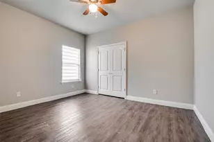 1812 Carrington Dr, Glenn Heights, TX 75154 - Photo 8