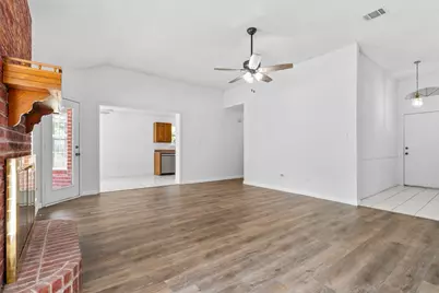 12187 Rolling Oaks Drive, Whitney, TX 76692 - Photo 20