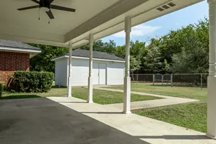 12187 Rolling Oaks Dr, Whitney, TX 76692 - Photo 38