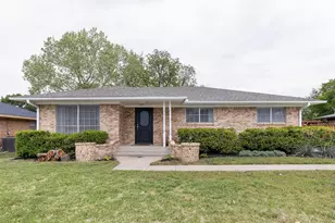 607 W Cedar St, Celina, TX 75009 - Photo 14