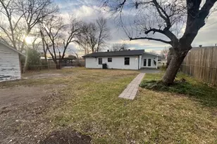 3509 Princeton Dr, Irving, TX 75062 - Photo 28