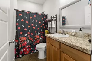 213 S Baugh St, Alvarado, TX 76009 - Photo 20