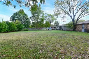 1304 Skyline Dr, Greenville, TX 75401 - Photo 14