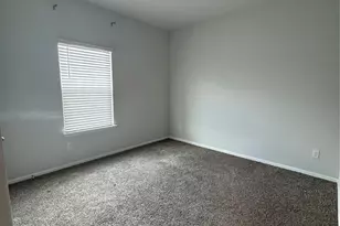 8645 Mirror Lk Dr, Fort Worth, TX 76179 - Photo 6