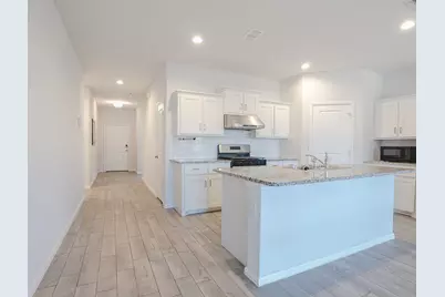 8645 Mirror Lake Drive, Fort Worth, TX 76179 - Photo 4