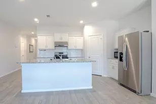 8645 Mirror Lk Dr, Fort Worth, TX 76179 - Photo 6