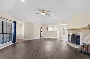 828 Arbor Downs Dr, Plano, TX 75023 - Photo 2