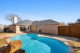 828 Arbor Downs Dr, Plano, TX 75023 - Photo 4