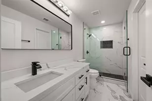 408 Reagan Ln, Burleson, TX 76028 - Photo 10