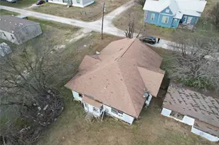 103 W 3rd St, Barry, TX 75102 - Photo 18