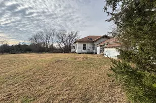 103 W 3rd St, Barry, TX 75102 - Photo 22