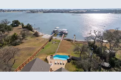 155 Lakeshore Drive, Waxahachie, TX 75165 - Photo 2