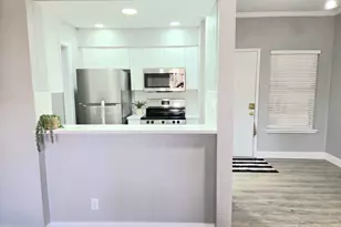 5325 Bent Tree Forest Dr, Dallas, TX 75248 - Photo 4