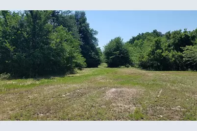 10621 Fm 512, Wolfe City, TX 75496 - Photo 22