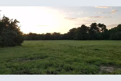 10621 Fm 512, Wolfe City, TX 75496 - Photo 30