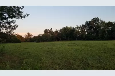 10621 Fm 512, Wolfe City, TX 75496 - Photo 28