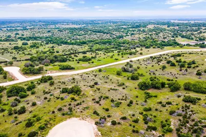 1102 Bluffview Ct, Glen Rose, TX 76043 - Photo 8