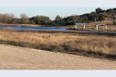 1102 Bluffview Ct, Glen Rose, TX 76043 - Photo 22