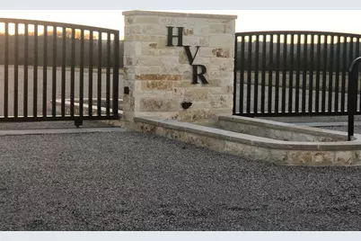 1102 Bluffview Ct, Glen Rose, TX 76043 - Photo 26