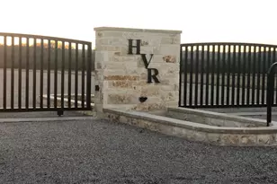 1102 Bluffview Ct, Glen Rose, TX 76043 - Photo 26