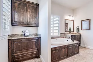 8210 Palmer Ln, Waxahachie, TX 75167 - Photo 28