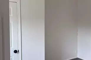 5801 Trego Cir, The Colony, TX 75056 - Photo 6