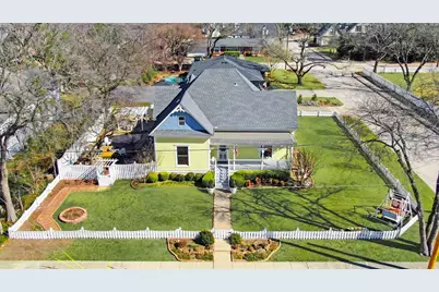 702 N Bradley Street, McKinney, TX 75069 - Photo 1