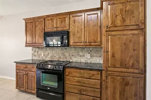 1702 Turnberry Cir, Sulphur Springs, TX 75482 - Photo 10