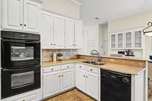 6646 Genstar Ln, Dallas, TX 75252 - Photo 12