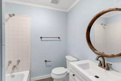 907 W Bridge, Granbury, TX 76048 - Photo 10