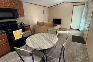 1004 E Davis St, Whitney, TX 76692 - Photo 12