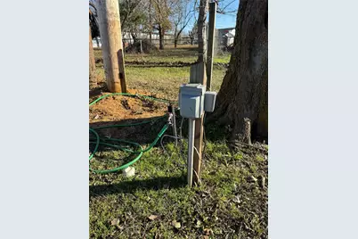 1004 E Davis Street, Whitney, TX 76692 - Photo 14