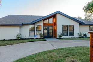 9648 Fallbrook Dr, Dallas, TX 75243 - Photo 2