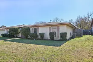 618 Taylor Ct, Duncanville, TX 75137 - Photo 2