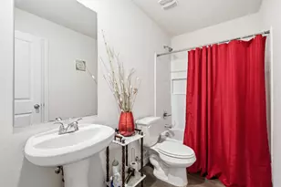 1007 E Calhoun Ave, Waco, TX 76704 - Photo 6