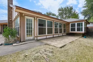 2417 Meadow Ct, Bedford, TX 76021 - Photo 26