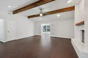 2417 Meadow Ct, Bedford, TX 76021 - Photo 10