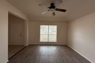 2224 Hummingbird Way, Mesquite, TX 75181 - Photo 10