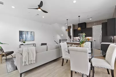 727 W 10th Street #102, Dallas, TX 75208 - Photo 12