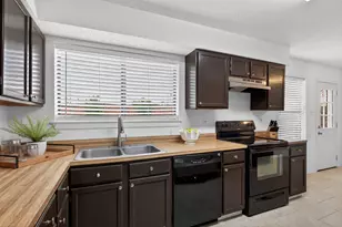 3656 Fairview Dr, Corinth, TX 76210 - Photo 18