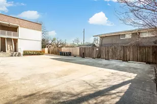4719 Junius St, Dallas, TX 75246 - Photo 36