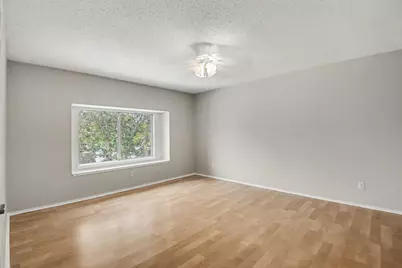 6855 Genevieve Drive, Fort Worth, TX 76137 - Photo 16