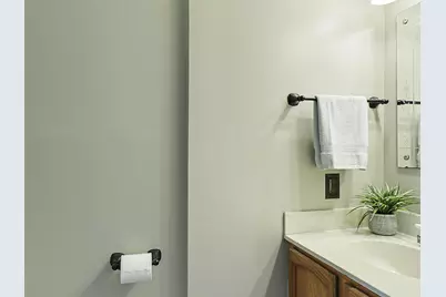 415 Creekmeadow Lane, Lewisville, TX 75067 - Photo 14