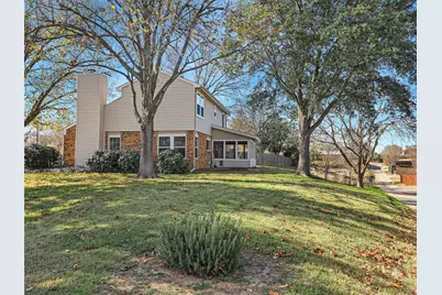 415 Creekmeadow Lane, Lewisville, TX 75067 - Photo 26