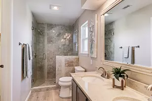 415 Creekmeadow Ln, Lewisville, TX 75067 - Photo 18