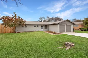 5920 Walraven Cir, Fort Worth, TX 76133 - Photo 2