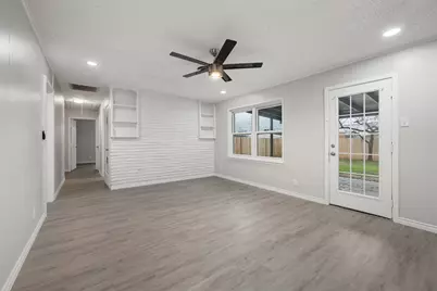 5920 Walraven Circle, Fort Worth, TX 76133 - Photo 10