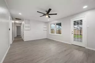 5920 Walraven Cir, Fort Worth, TX 76133 - Photo 10