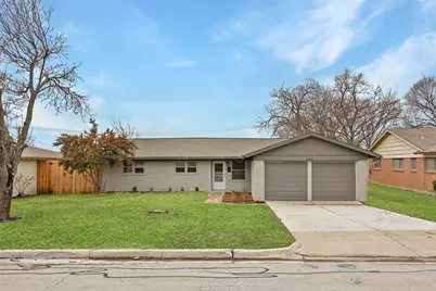 5920 Walraven Circle, Fort Worth, TX 76133 - Photo 1